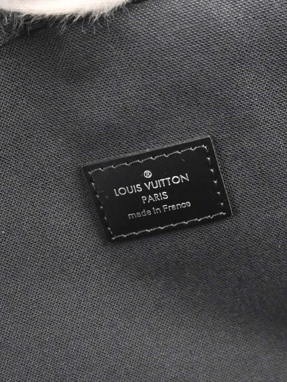Louis Vuitton Damier - Picture 12 of 15